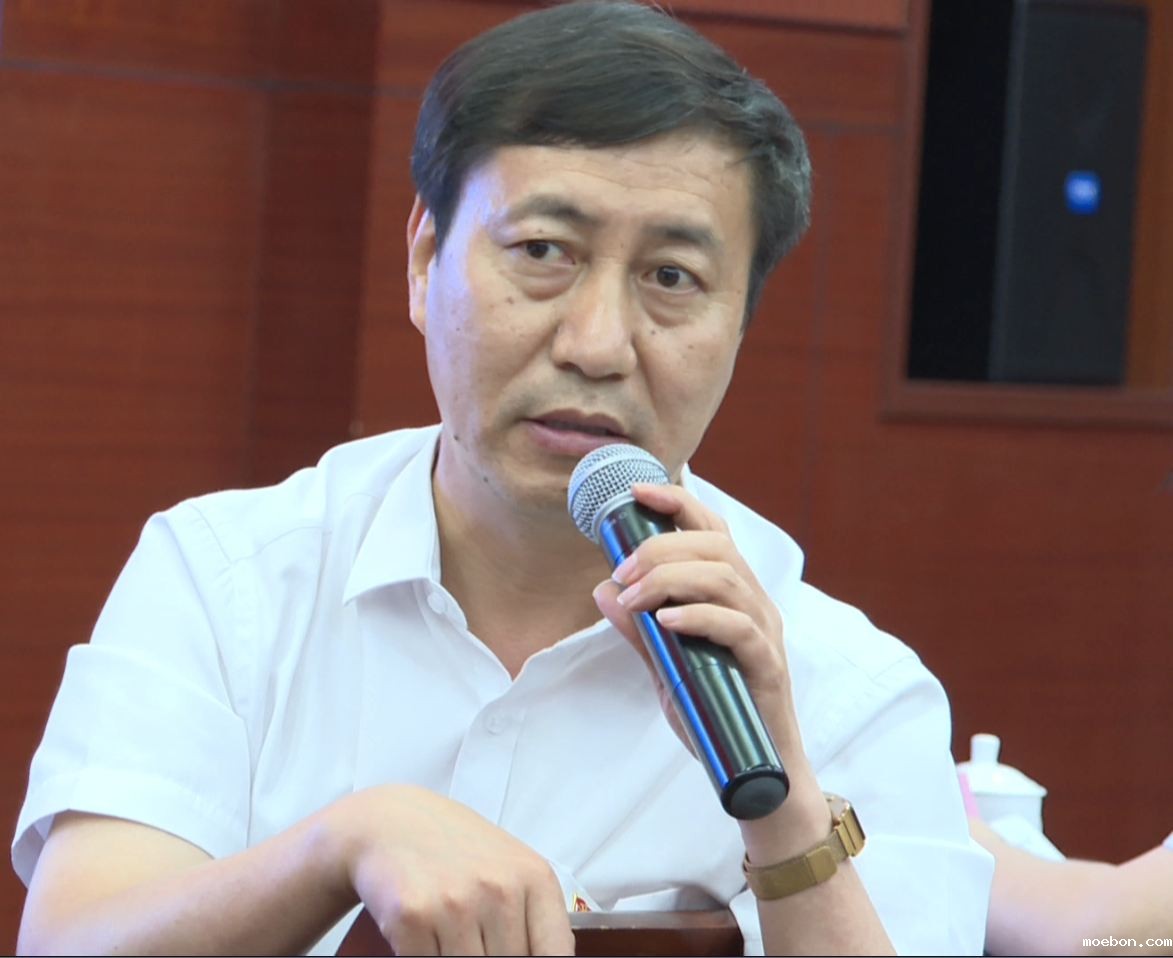 76878678.JPG 76878678.JPG